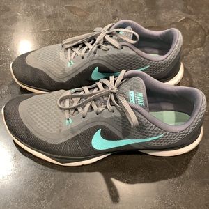 Women’s Nike Training Flex Supreme TR6 Flywire Shoe
